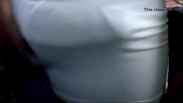 Mostrando o volume e gozando